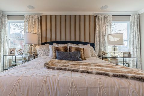 Single Family Residence in Westland Wayne MI 36273 MONROE 42.jpg
