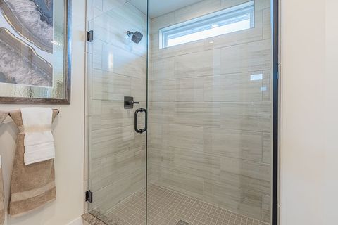 Single Family Residence in Westland Wayne MI 36273 MONROE 46.jpg