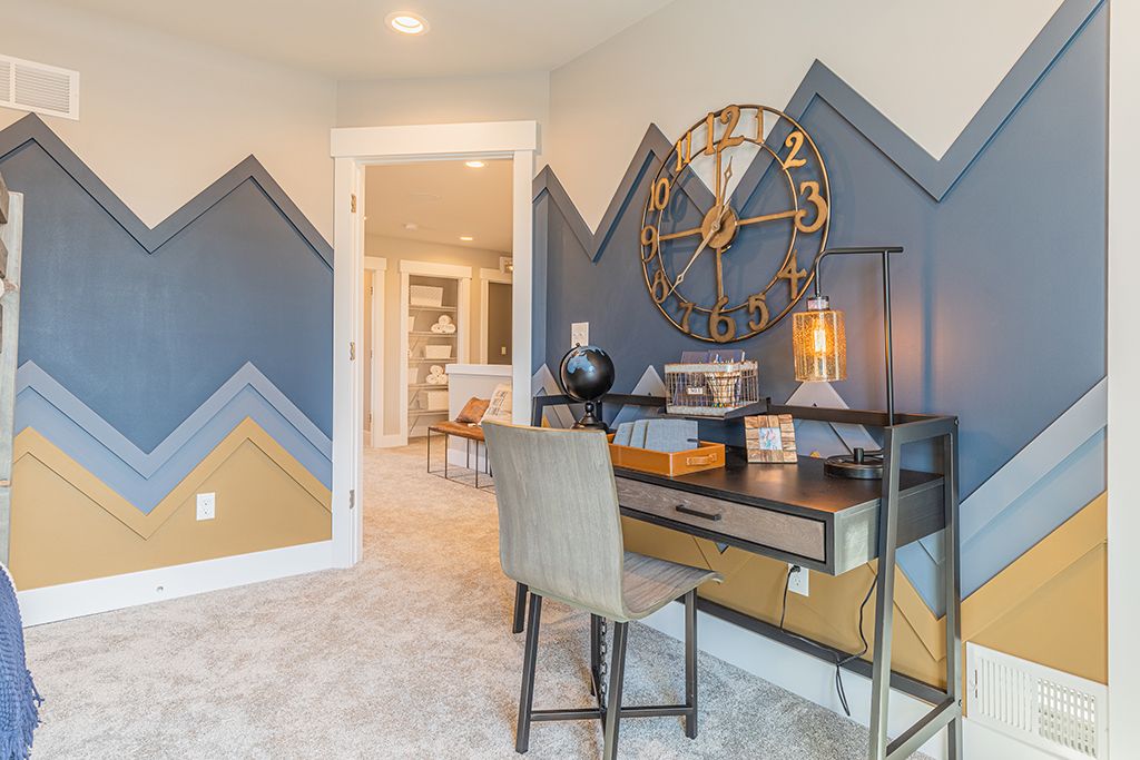 Single Family Residence in Westland Wayne MI 36273 MONROE 49.jpg