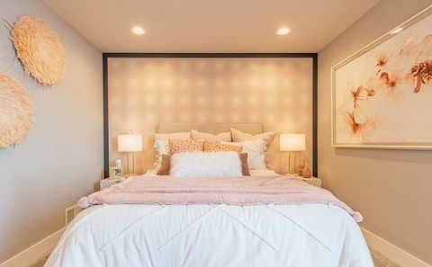 Single Family Residence in Westland Wayne MI 36273 MONROE 4.jpg