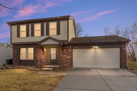 Single Family Residence in Canton_Wayne MI 41421 Ayrshire Drive.jpg