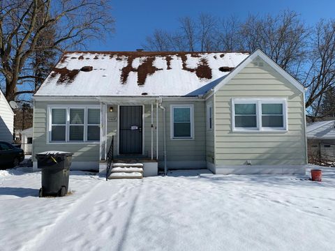 Single Family Residence in Detroit MI 17408 FENTON Street.jpg