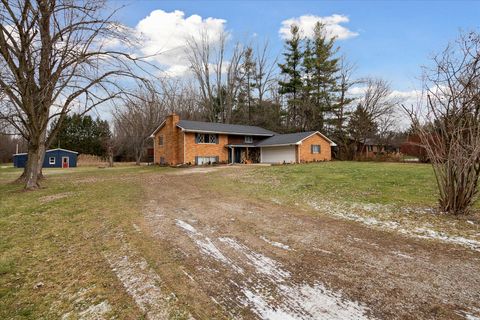 Single Family Residence in Augusta Twp MI 10353 Willow Road.jpg