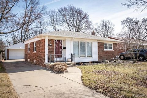 Single Family Residence in Berkley MI 2024 ROBINA Avenue.jpg