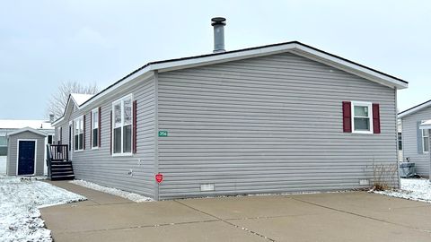 Manufactured Home in Augusta Twp MI 356 BURR OAK Lane.jpg