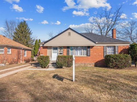 Single Family Residence in Redford Twp MI 13974 BRADY.jpg