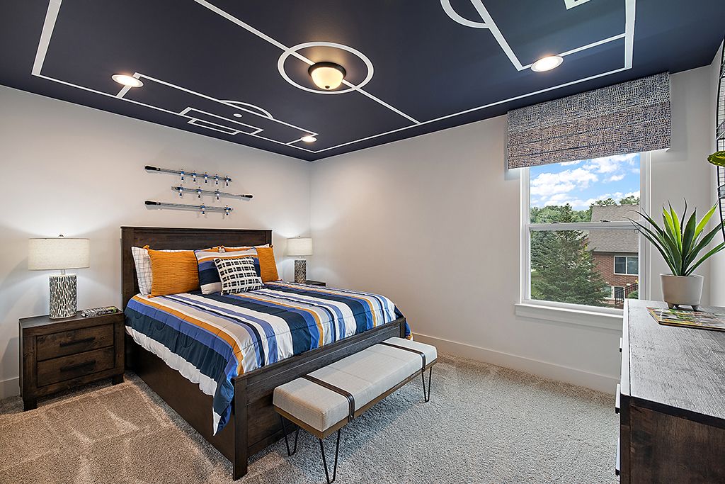 Single Family Residence in Westland_Wayne MI 36302 Madison 4.jpg