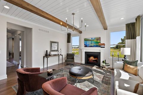 Single Family Residence in Westland_Wayne MI 36302 Madison 24.jpg