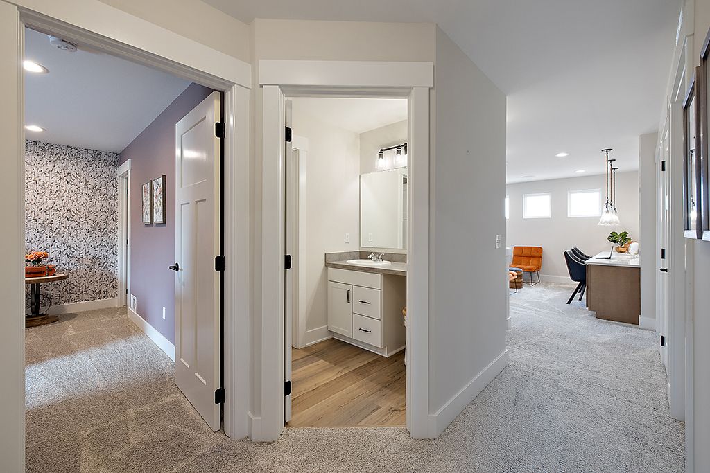 Single Family Residence in Westland_Wayne MI 36302 Madison 8.jpg