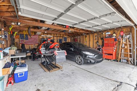Single Family Residence in Garden City MI 29515 BARTON Street 22.jpg