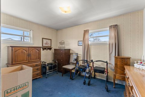 Single Family Residence in Garden City MI 29515 BARTON Street 12.jpg