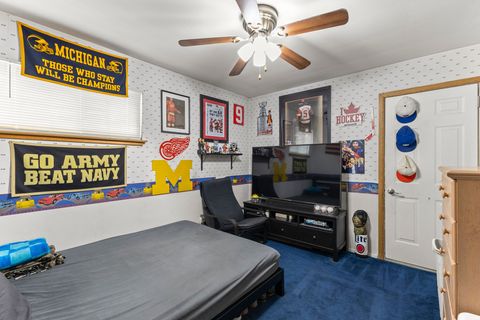 Single Family Residence in Garden City MI 29515 BARTON Street 11.jpg