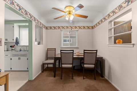 Single Family Residence in Garden City MI 29515 BARTON Street 5.jpg