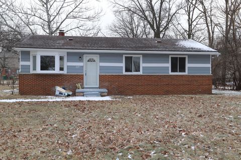 Single Family Residence in Romulus MI 6291 EDMUND Street.jpg