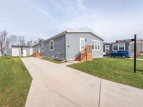 Manufactured Home in Augusta Twp MI 10747 BROOKSTON Drive.jpg