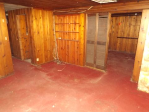 Single Family Residence in Garden City MI 31478 ROSSLYN Avenue 46.jpg