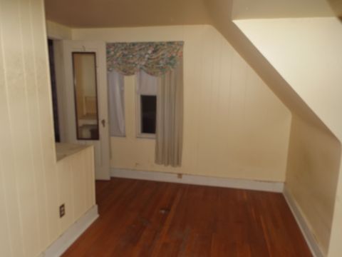 Single Family Residence in Garden City MI 31478 ROSSLYN Avenue 28.jpg