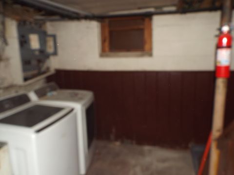Single Family Residence in Garden City MI 31478 ROSSLYN Avenue 52.jpg