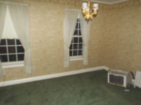 Single Family Residence in Garden City MI 31478 ROSSLYN Avenue 30.jpg
