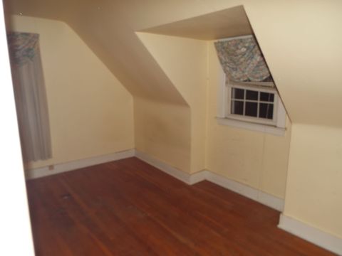 Single Family Residence in Garden City MI 31478 ROSSLYN Avenue 27.jpg