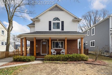 Single Family Residence in Berkley MI 2862 GRIFFITH Avenue.jpg
