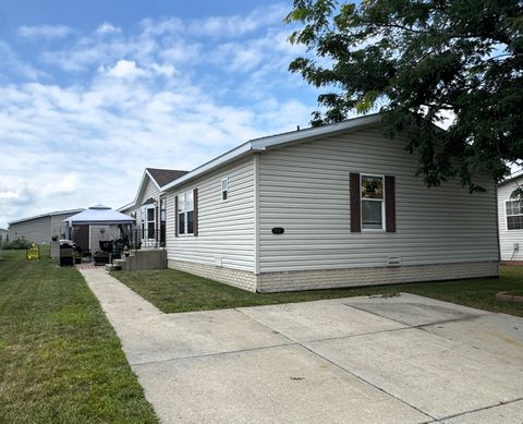 Manufactured Home in Berlin Twp MI 8537 MICHAEL Drive.jpg