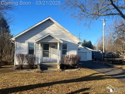 Single Family Residence in Petersburg MI 256 Madison Street.jpg