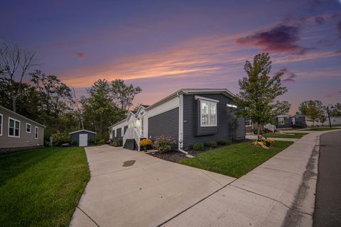 Manufactured Home in Augusta Twp MI 10873 Edwards Lane.jpg