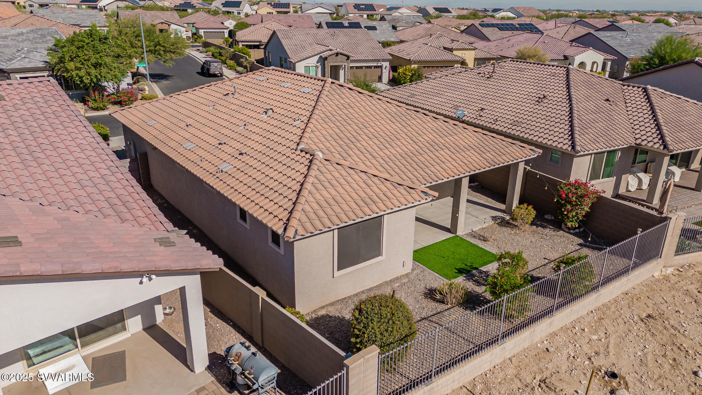 Single Family Residence in Out of Area AZ 20403 W Calle Encorvada 38.jpg