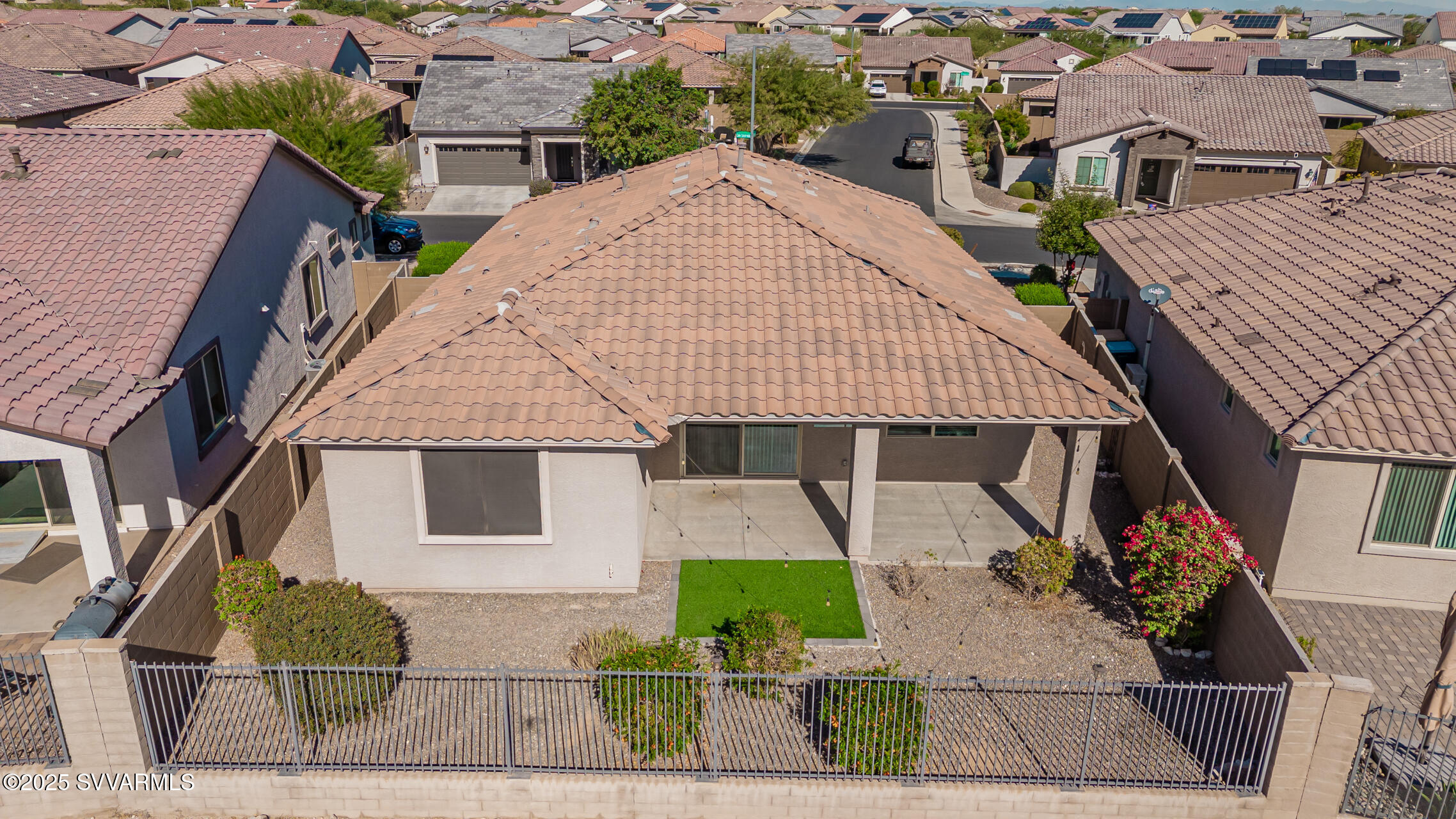Single Family Residence in Out of Area AZ 20403 W Calle Encorvada 37.jpg