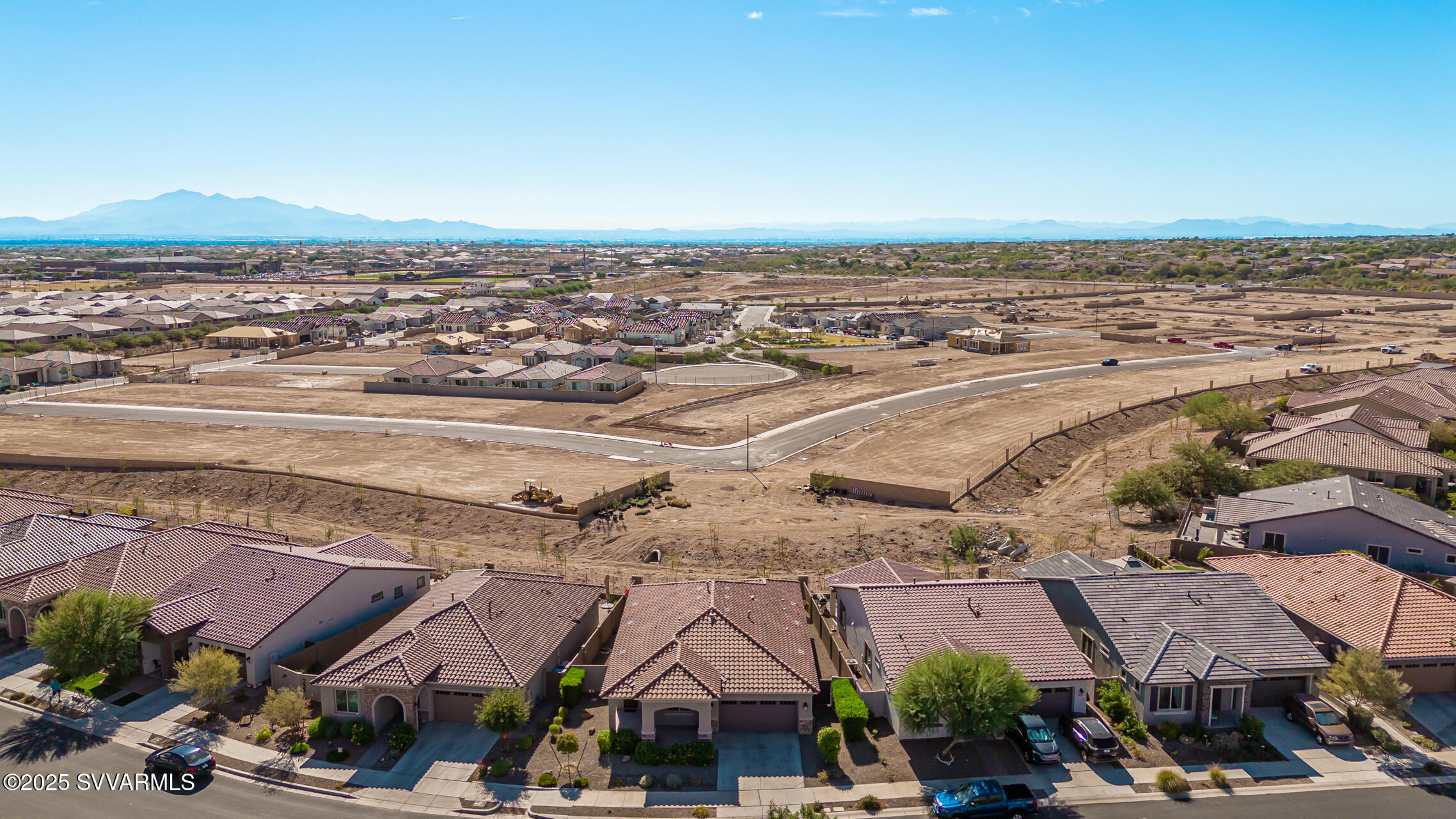 Single Family Residence in Out of Area AZ 20403 W Calle Encorvada 34.jpg
