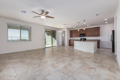 Single Family Residence in Out of Area AZ 20403 W Calle Encorvada 5.jpg