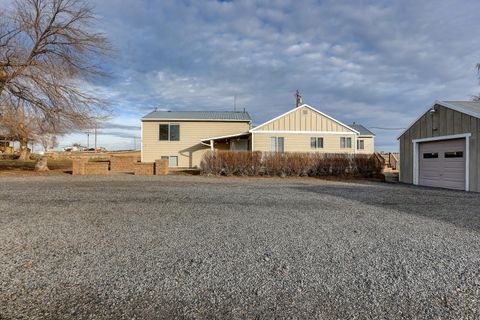 Agriculture in Madras OR 5133 Elbe Drive.jpg