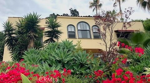 Quadruplex in Los Angeles CA 3201 Hamilton Way.jpg