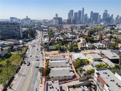 Quadruplex in Los Angeles CA 1202 W Sunset Boulevard.jpg