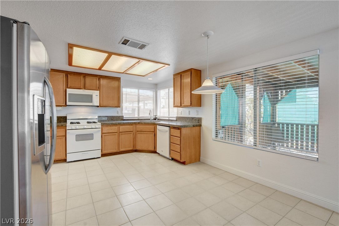 1427 Desert Ridge Ave, North Las Vegas, NV 89031 photo