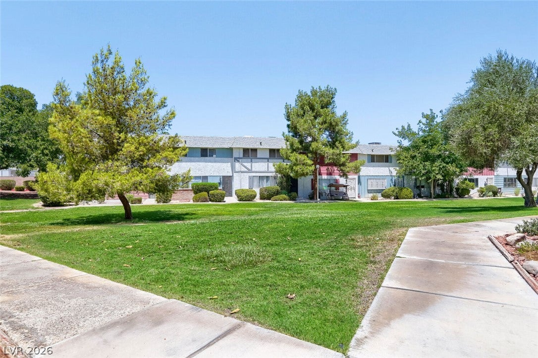 532 Greenbriar Townhouse Way, Las Vegas, NV 89121 photo
