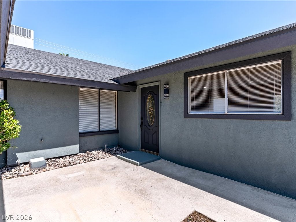 5282 Stampa Ave, Las Vegas, NV 89146 photo