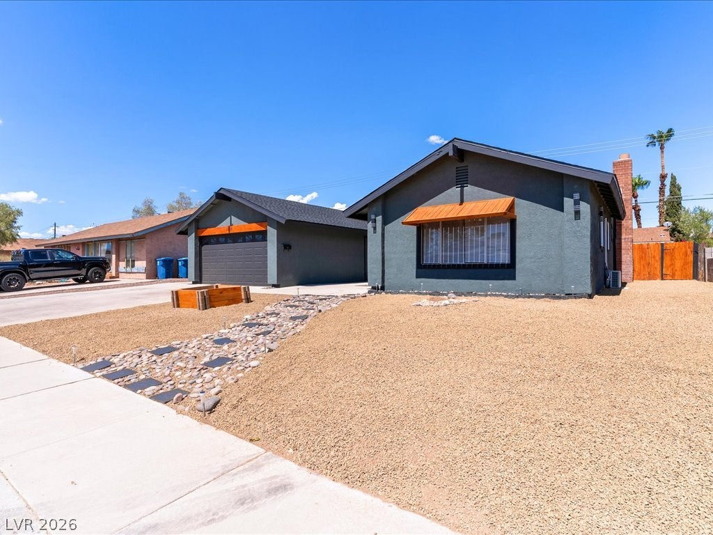5282 Stampa Ave, Las Vegas, NV 89146 photo