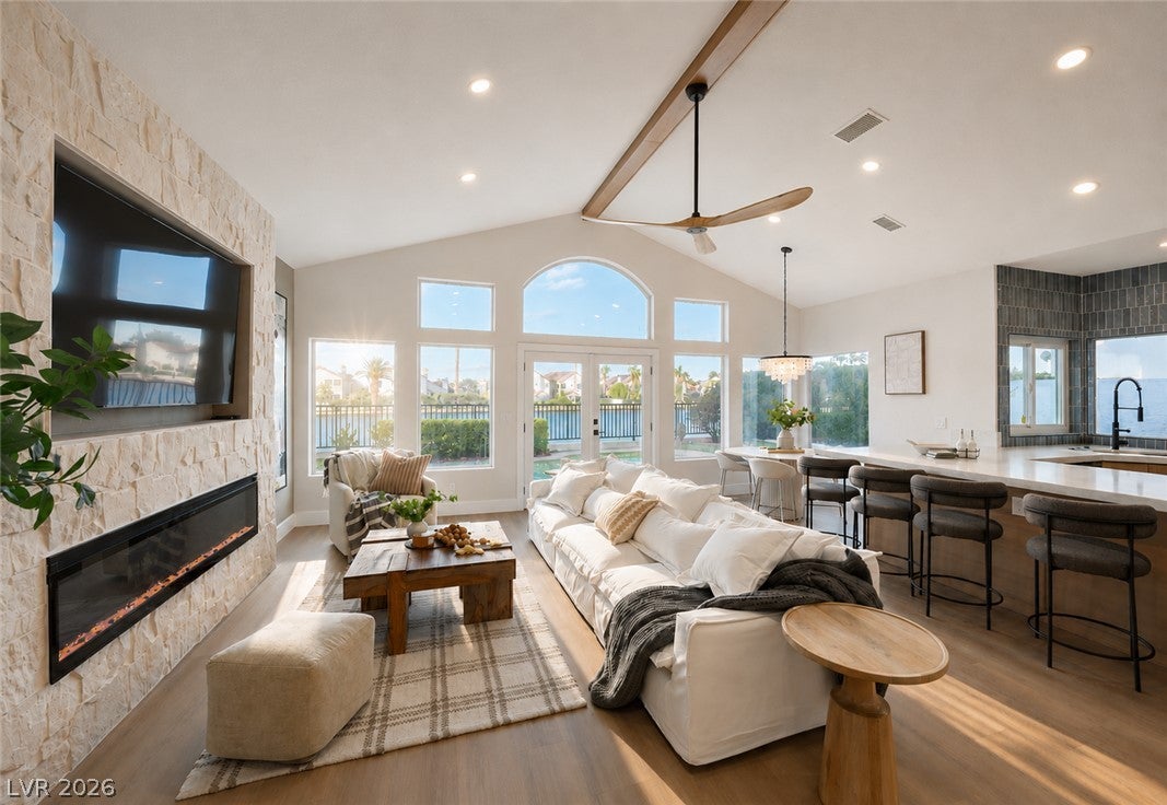 2972 Sun Lake Dr, Las Vegas, NV 89128