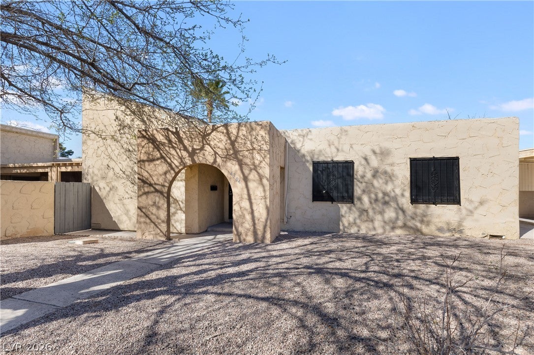 4304 Devlin Green Ct, Las Vegas, NV 89110 photo
