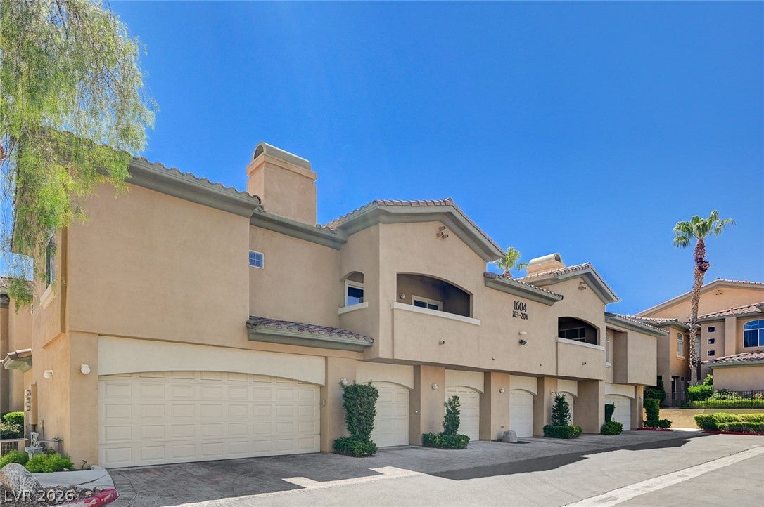 1604 Cardinal Bluff Dr #202, Las Vegas, NV 89128 photo