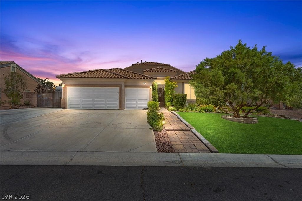 284 Ben Johnson Ct, Las Vegas, NV 89183 photo