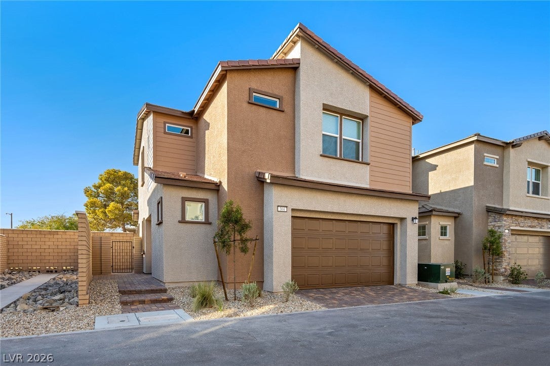 304 Crescent Glow Ln, Henderson, NV 89015 photo