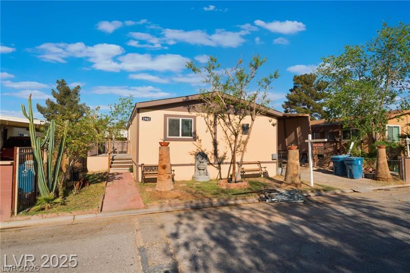 1943 Quintearo, Las Vegas, NV 89115 photo