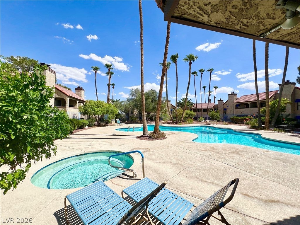 4736 Obannon Dr, Las Vegas, NV 89102