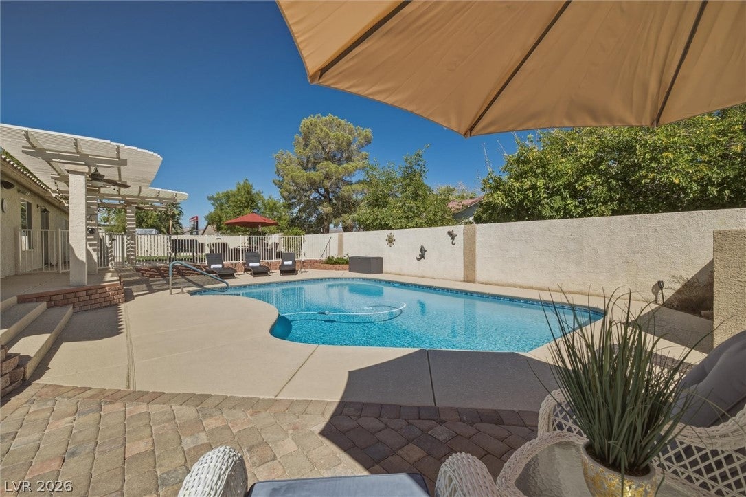 8850 S Tenaya Way, Las Vegas, NV 89113 photo
