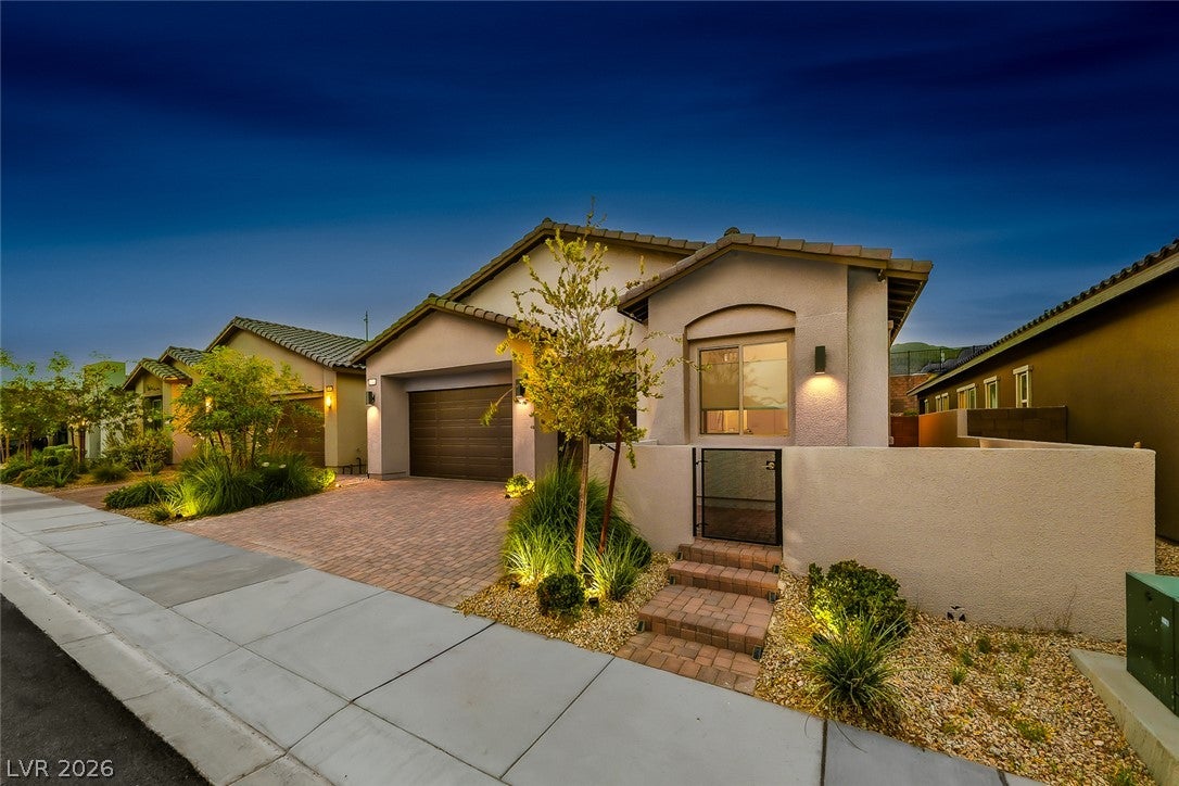 109 Agnew St, Las Vegas, NV 89138