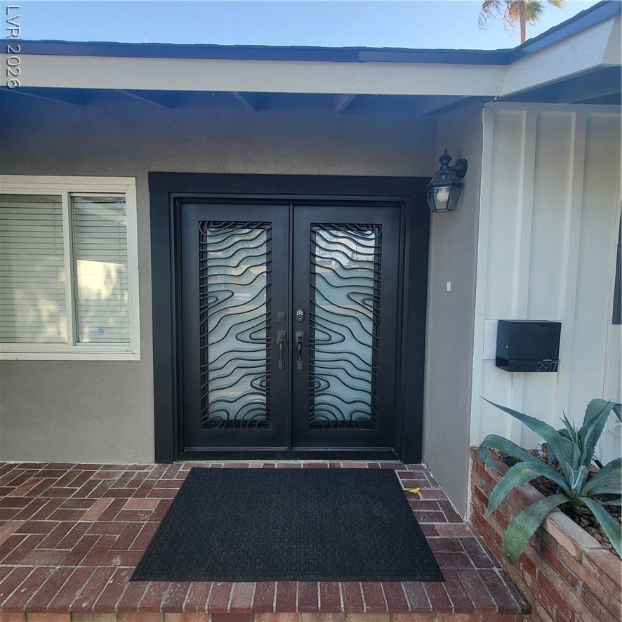 2917 Colanthe Ave, Las Vegas, NV 89102 photo