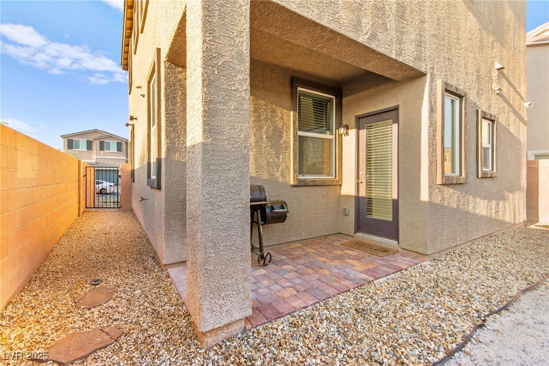 4057 Pioneer Ridge Ct, Las Vegas, NV 89115 photo